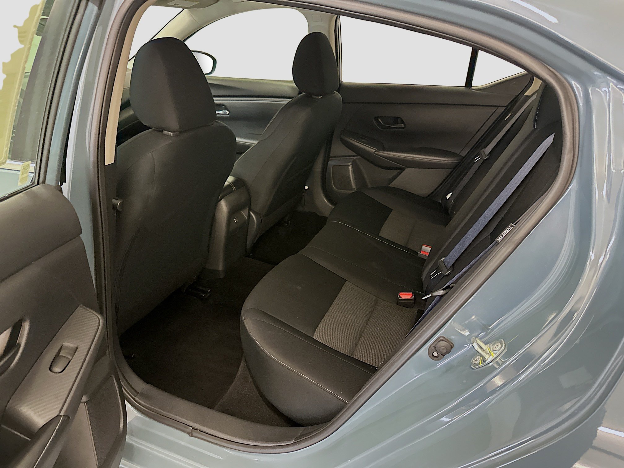 Used 2024 Nissan Sentra SV FWD image 28