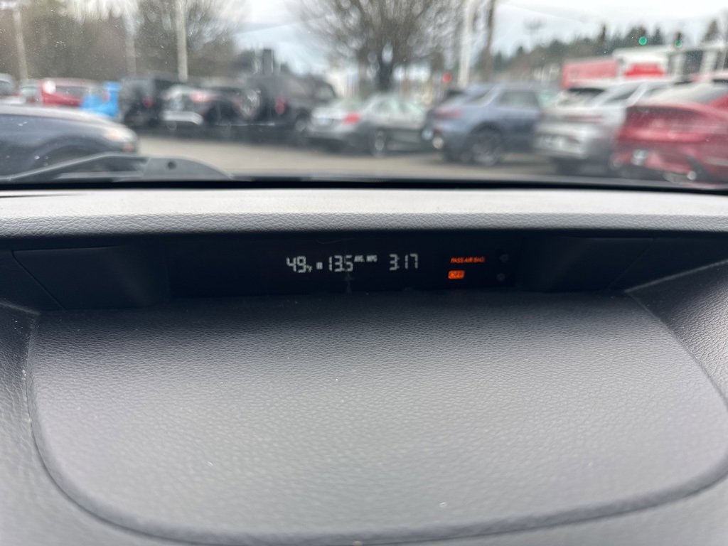 Used 2014 Subaru Outback 3.6R Limited image 23