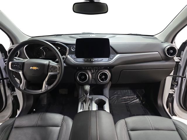 Used 2023 Chevrolet Blazer LT w/ Midnight/Sport Edition image 11