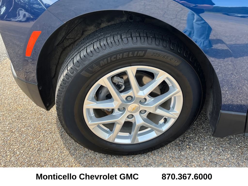 Used 2022 Chevrolet Equinox LS FWD image 28