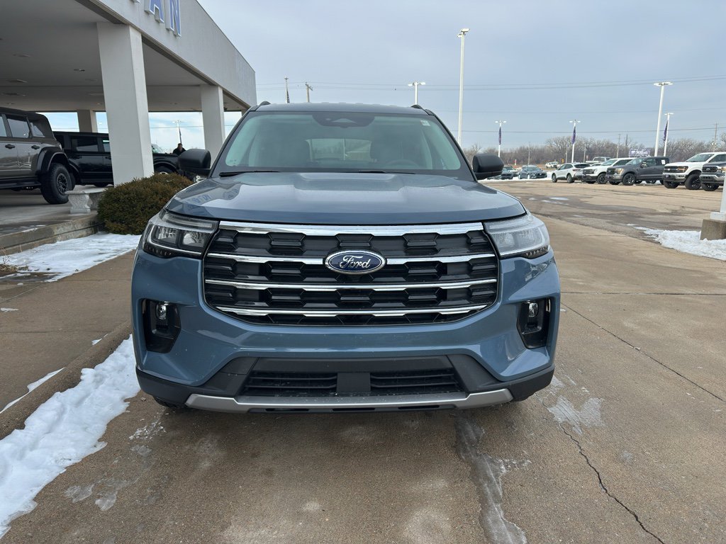 New 2026 Ford Explorer Active w/ Active Comfort Package image 8
