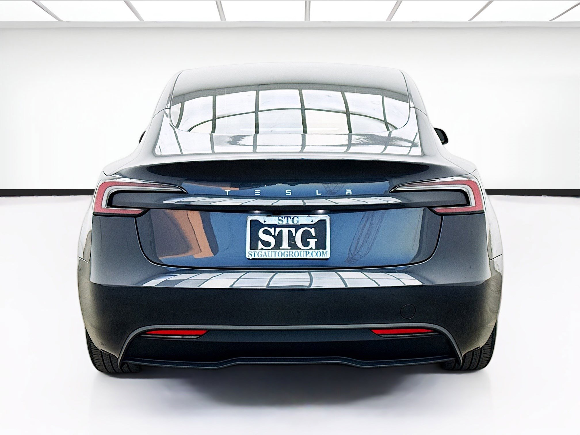 Used 2025 Tesla Model 3 Long Range RWD image 5
