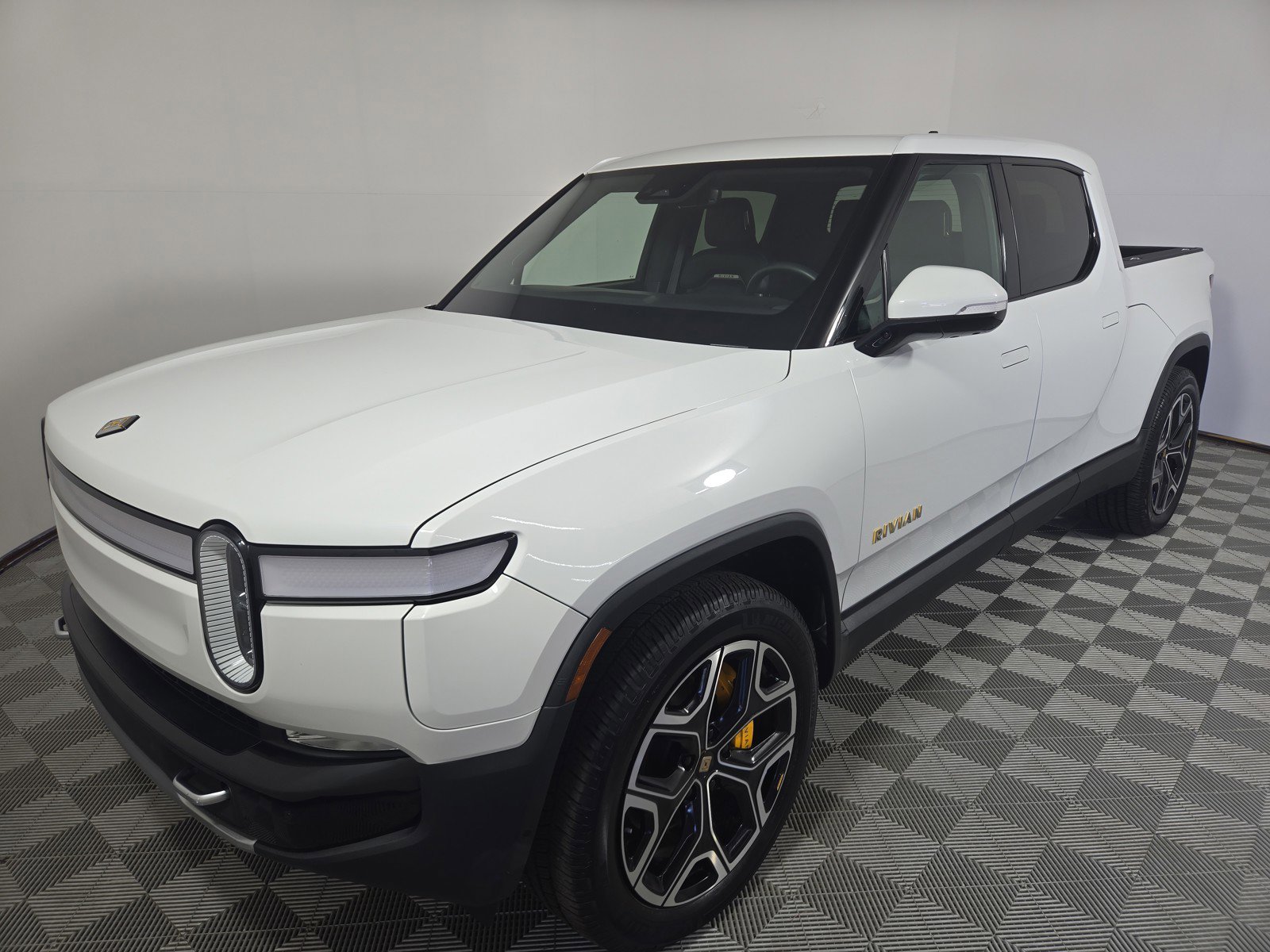 Used 2022 Rivian R1T Launch Edition