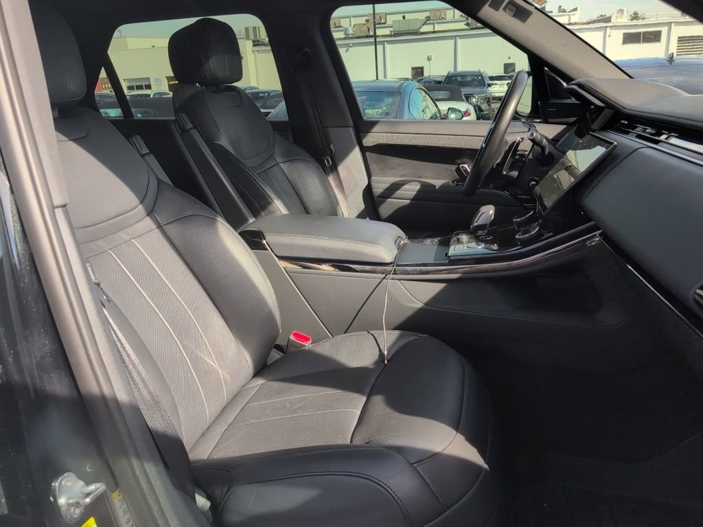 Used 2023 Land Rover Range Rover Sport SE image 5