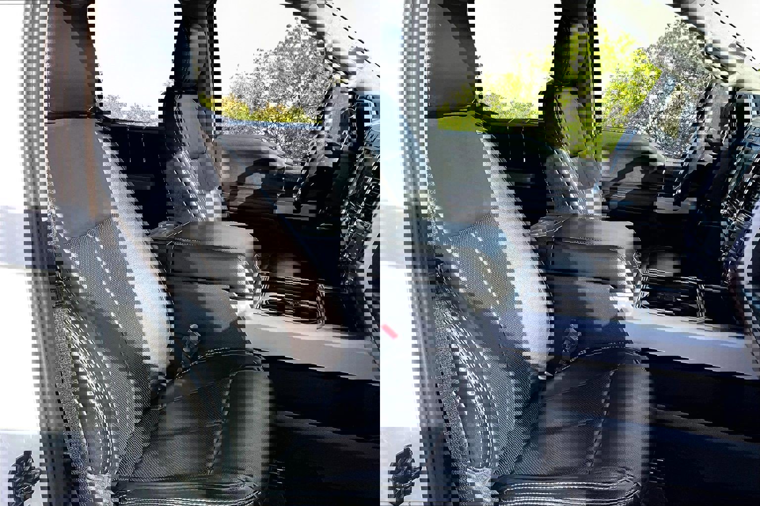 Used 2020 Ford F250 Lariat w/ Tremor Off-Road Package image 7