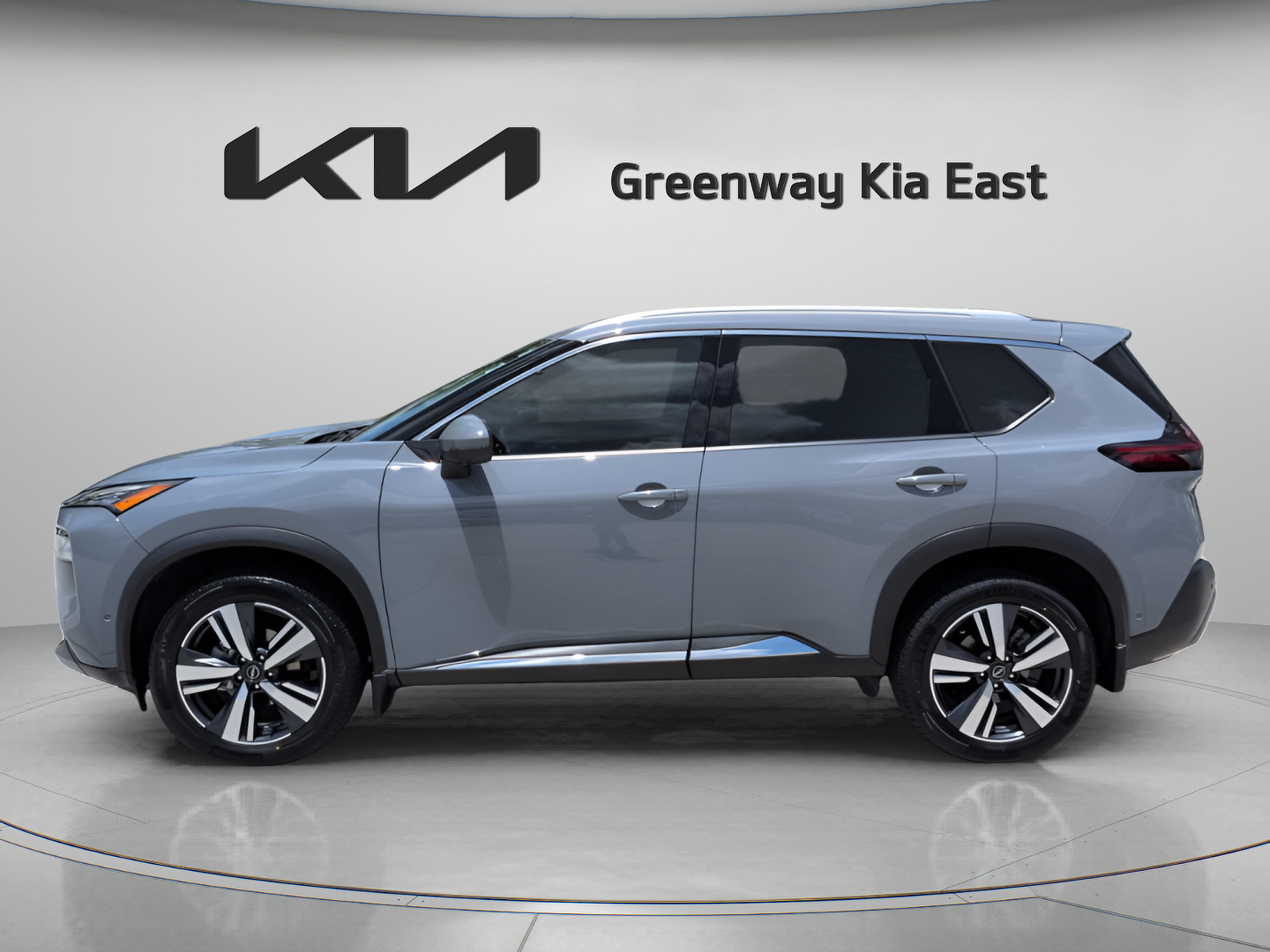Used 2023 Nissan Rogue SL w/ SL Premium Package FWD image 9