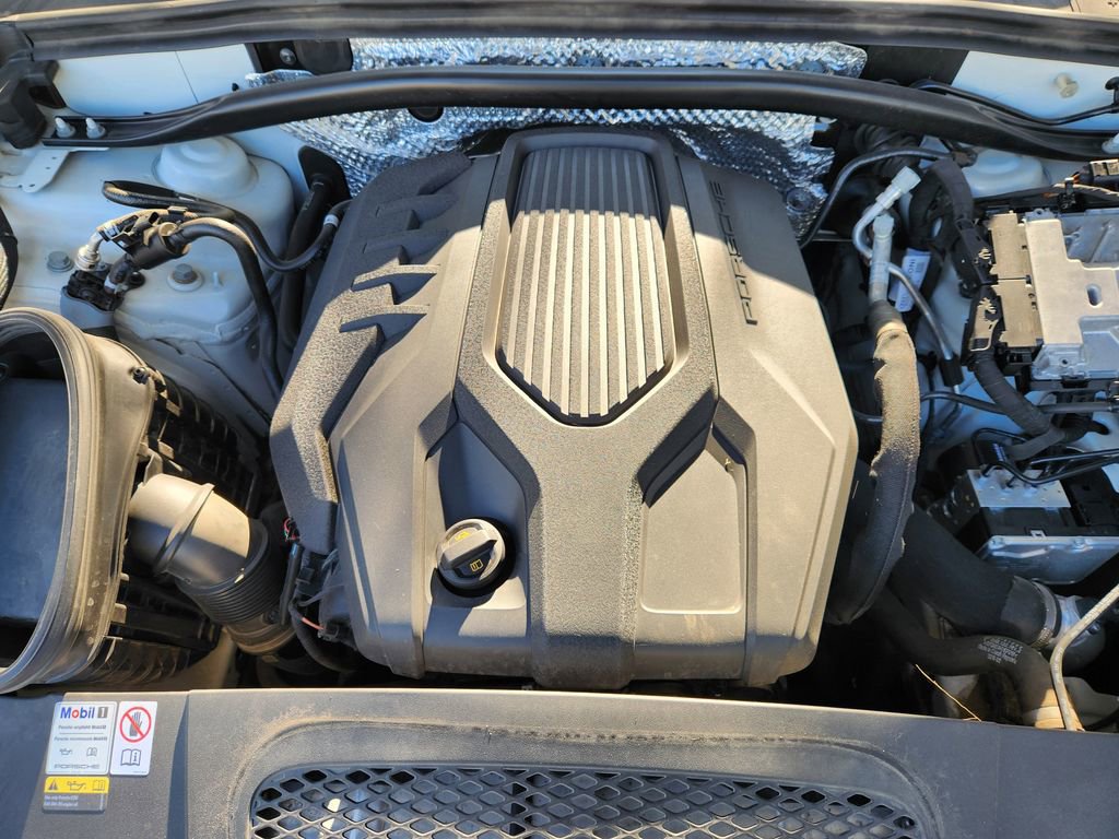 Used 2023 Porsche Macan image 29