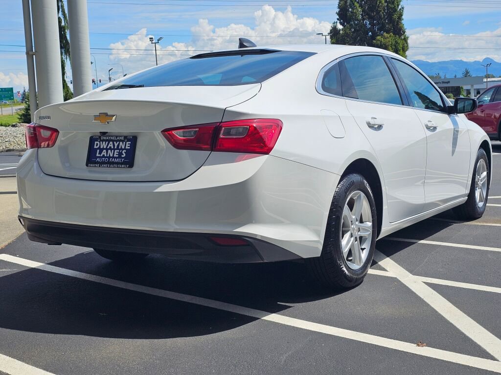 Used 2022 Chevrolet Malibu LS FWD image 5