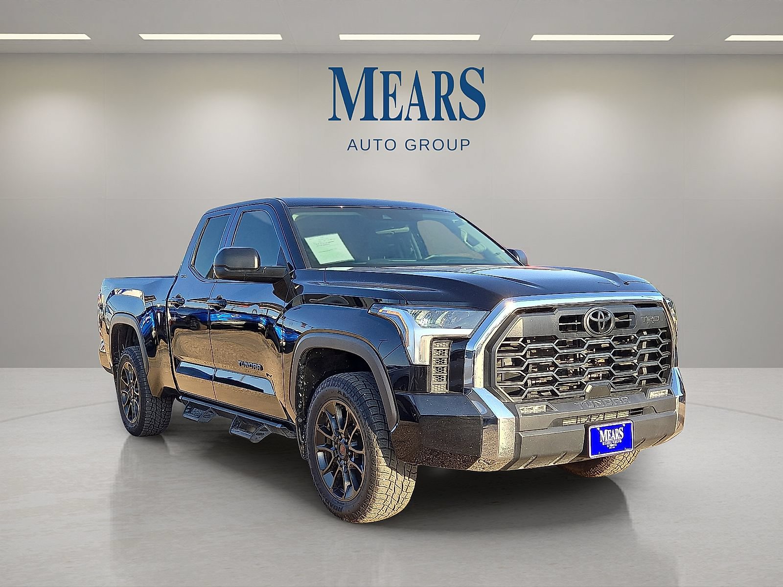 Used 2023 Toyota Tundra SR5 w/ TRD Off-Road Premium Package AWD/4WD image 7