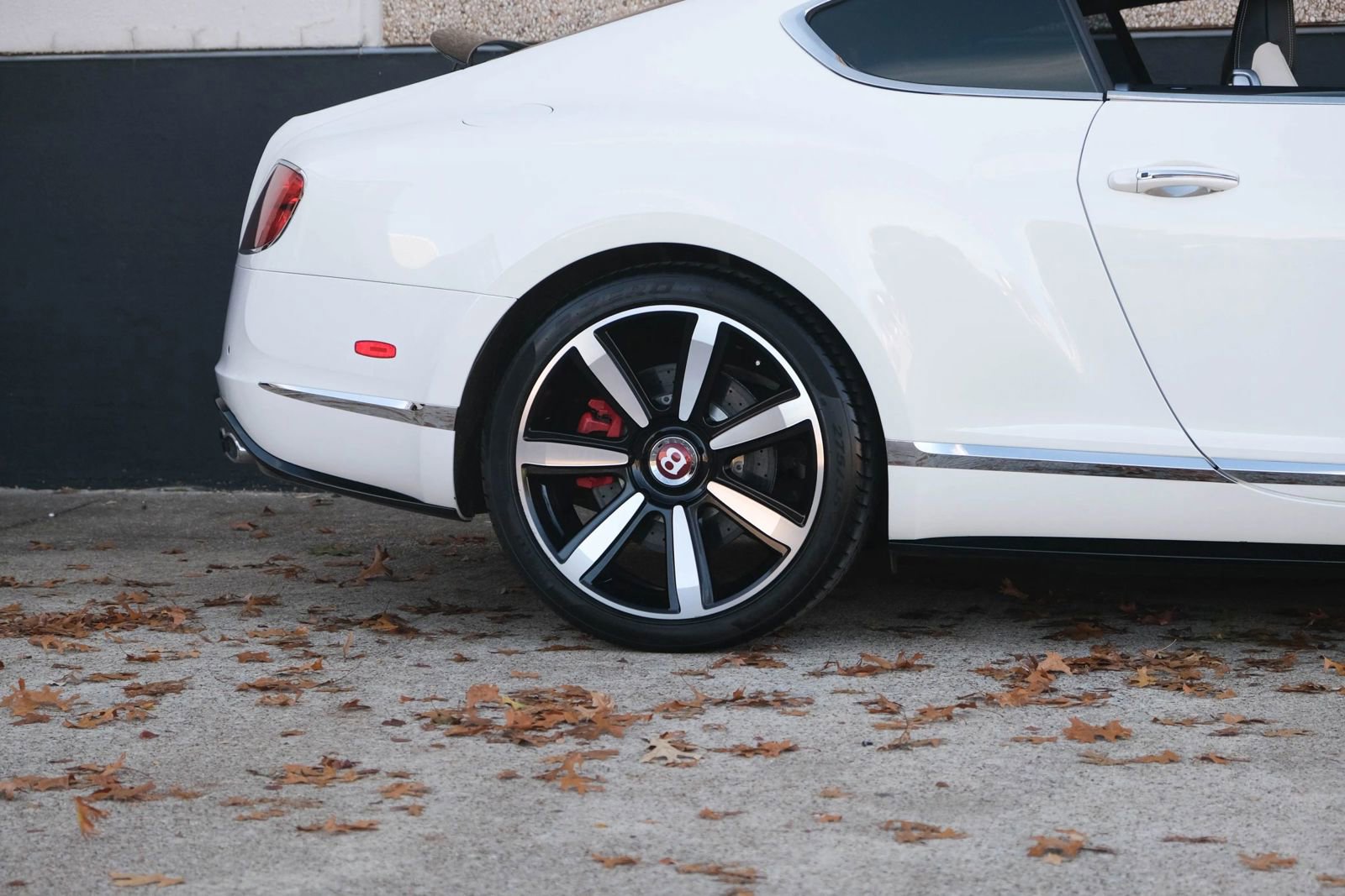 Used 2015 Bentley Continental GT V8 S image 12