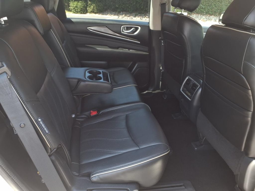 Used 2019 INFINITI QX60 Luxe w/ Essential Package AWD/4WD image 35