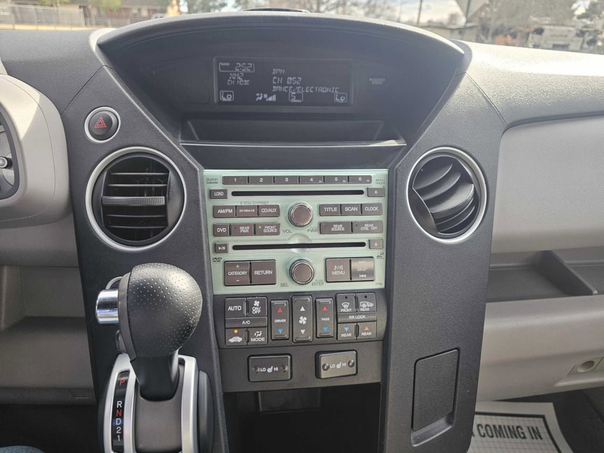 Used 2010 Honda Pilot EX-L image 18