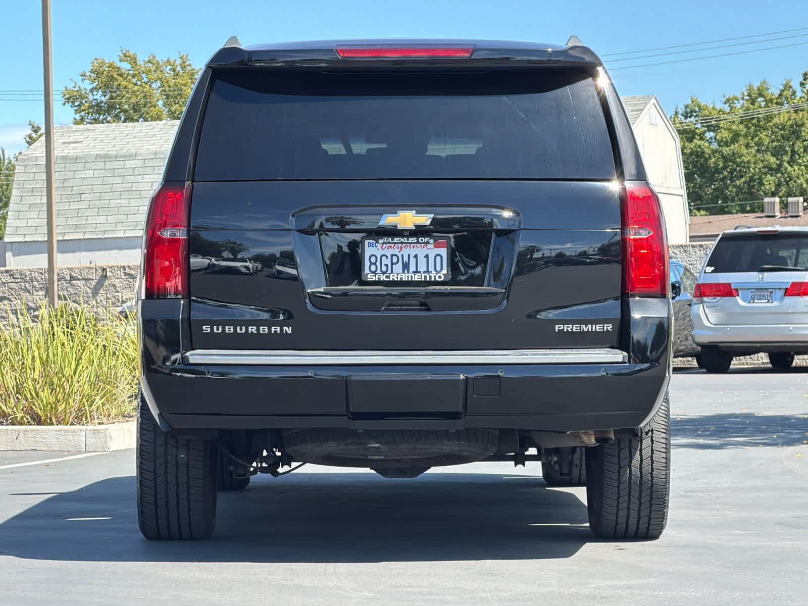 Used 2019 Chevrolet Suburban Premier AWD/4WD image 8