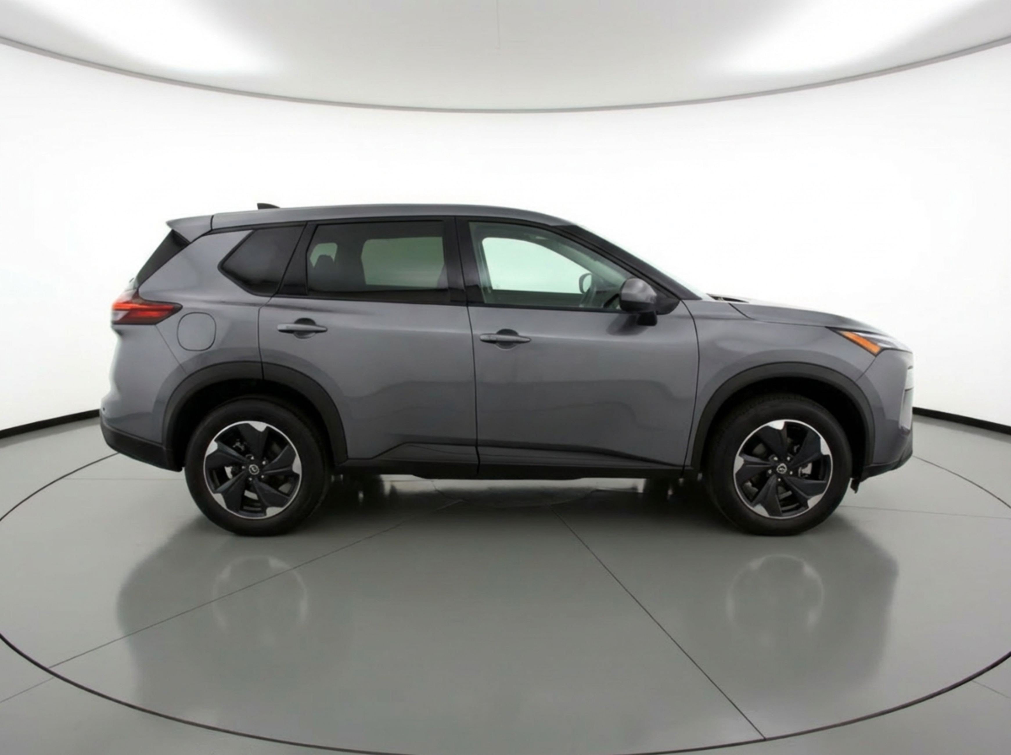 Used 2025 Nissan Rogue SV FWD image 11