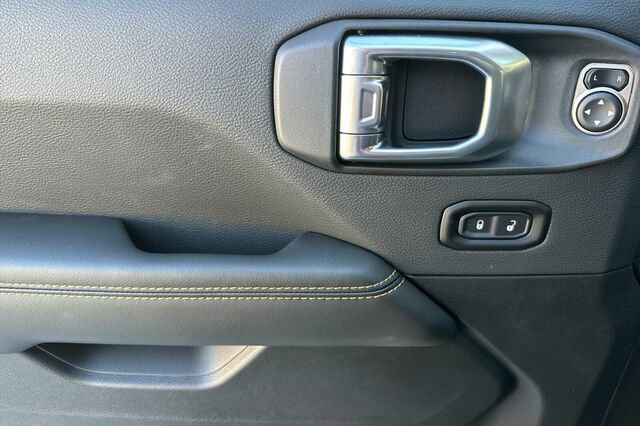 New 2027 Jeep Wrangler Unlimited Sahara AWD/4WD image 8