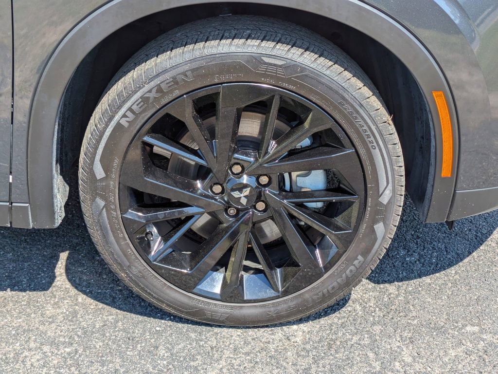 Used 2025 Mitsubishi Outlander SEL image 11