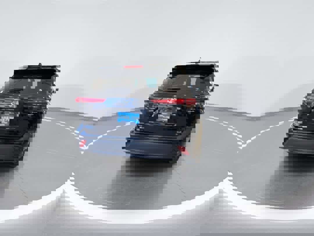 Used 2022 Toyota Highlander XLE image 7