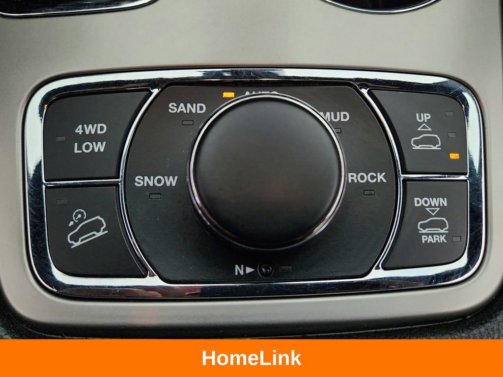 Used 2021 Jeep Grand Cherokee Overland AWD/4WD image 20