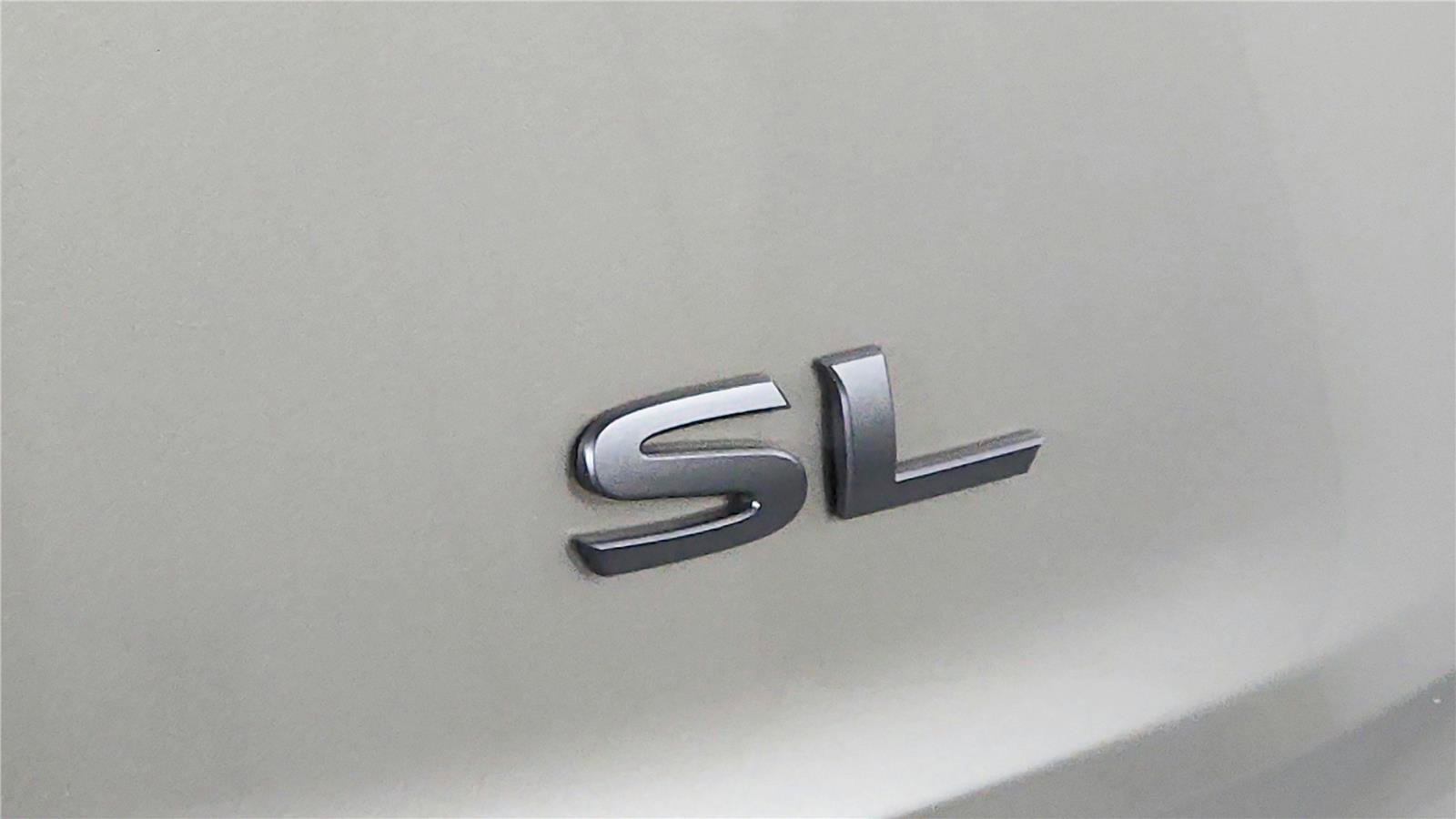 Used 2024 Nissan Rogue SL w/ SL Premium Package image 19