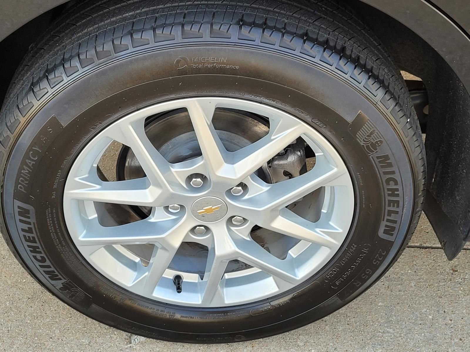 Used 2024 Chevrolet Equinox LT image 6