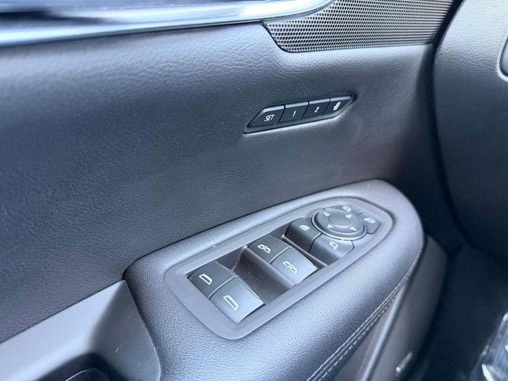 Used 2019 Cadillac XT5 Premium Luxury AWD/4WD image 22