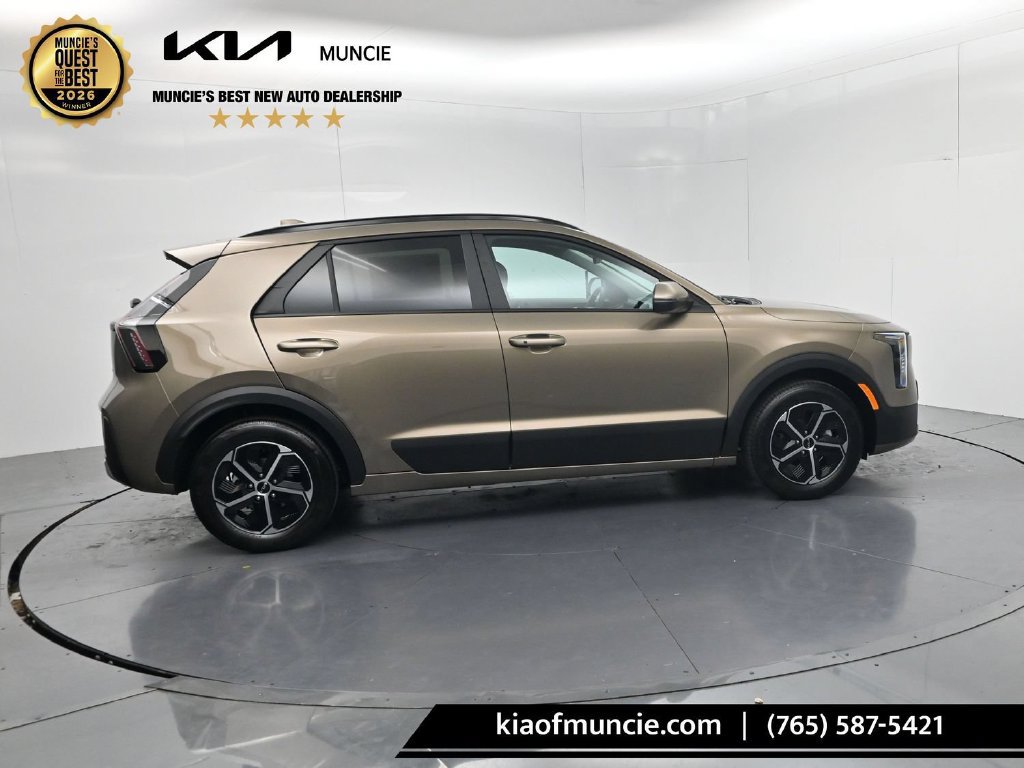 New 2027 Kia Niro LX FWD image 8