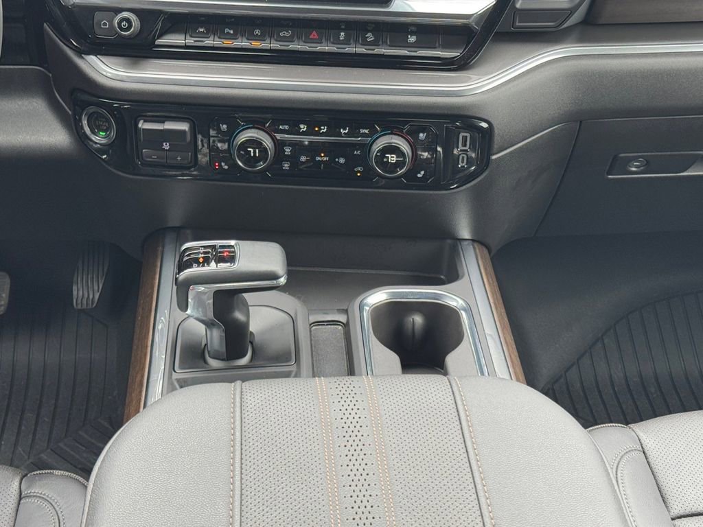 Certified 2025 Chevrolet Silverado 1500 High Country w/ Midnight Edition image 14