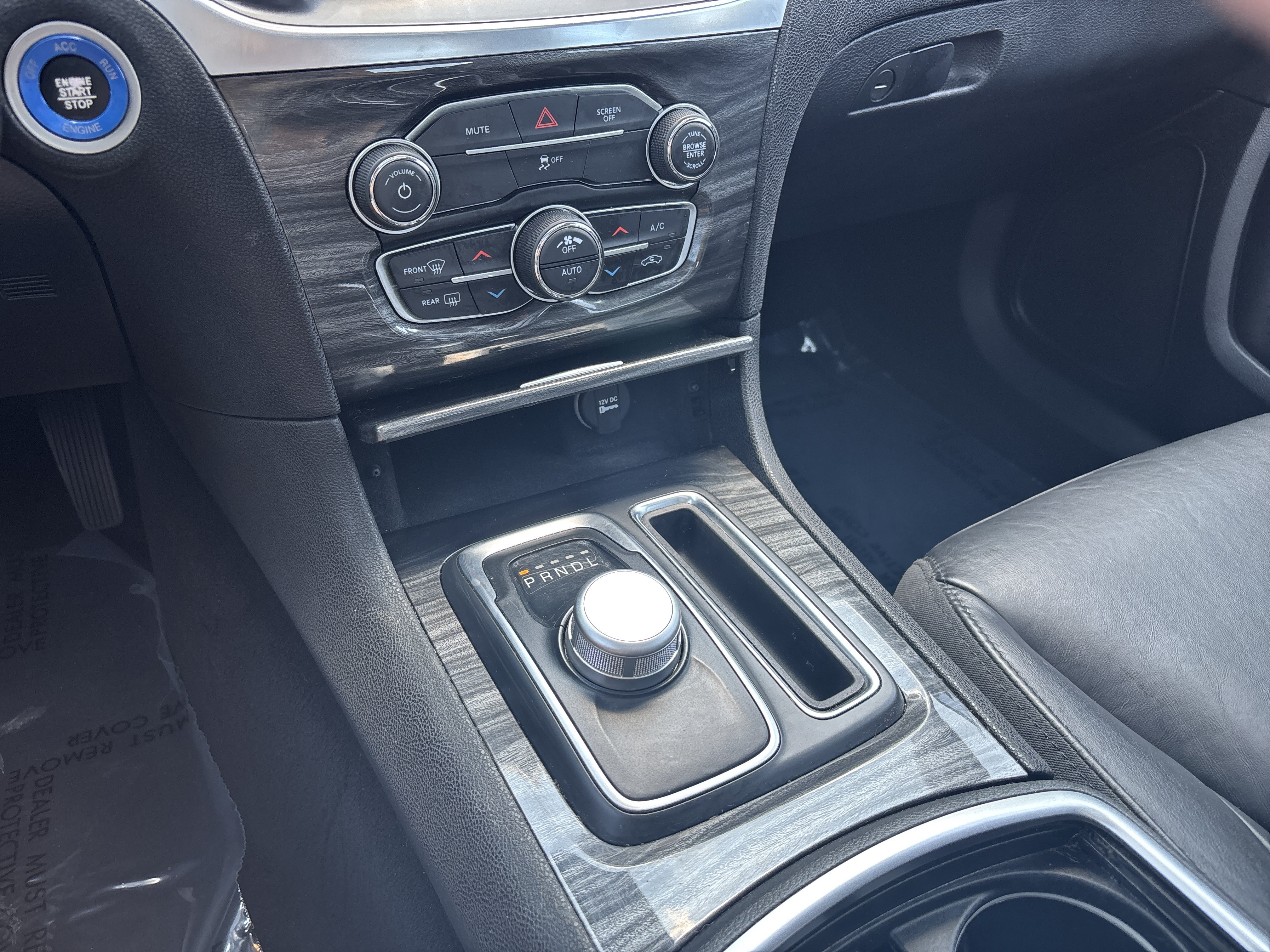 Used 2020 Chrysler 300 Touring L w/ Value Package RWD image 26