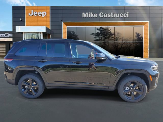 New 2025 Jeep Grand Cherokee Limited image 3