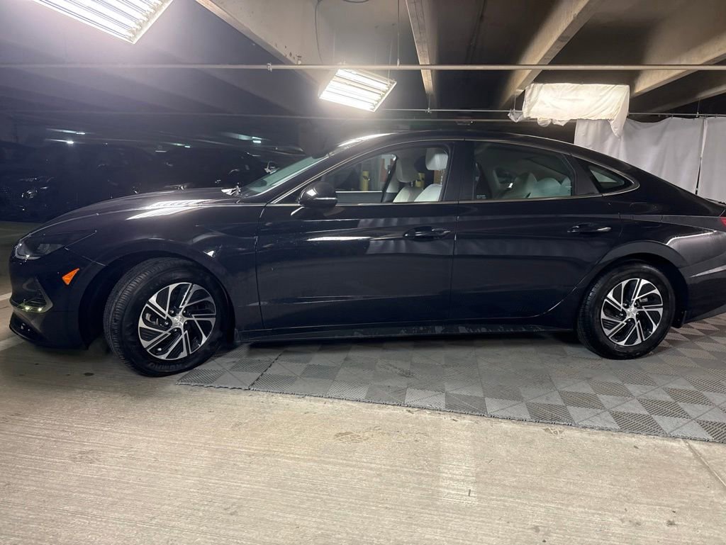 Used 2023 Hyundai Sonata Blue FWD image 4