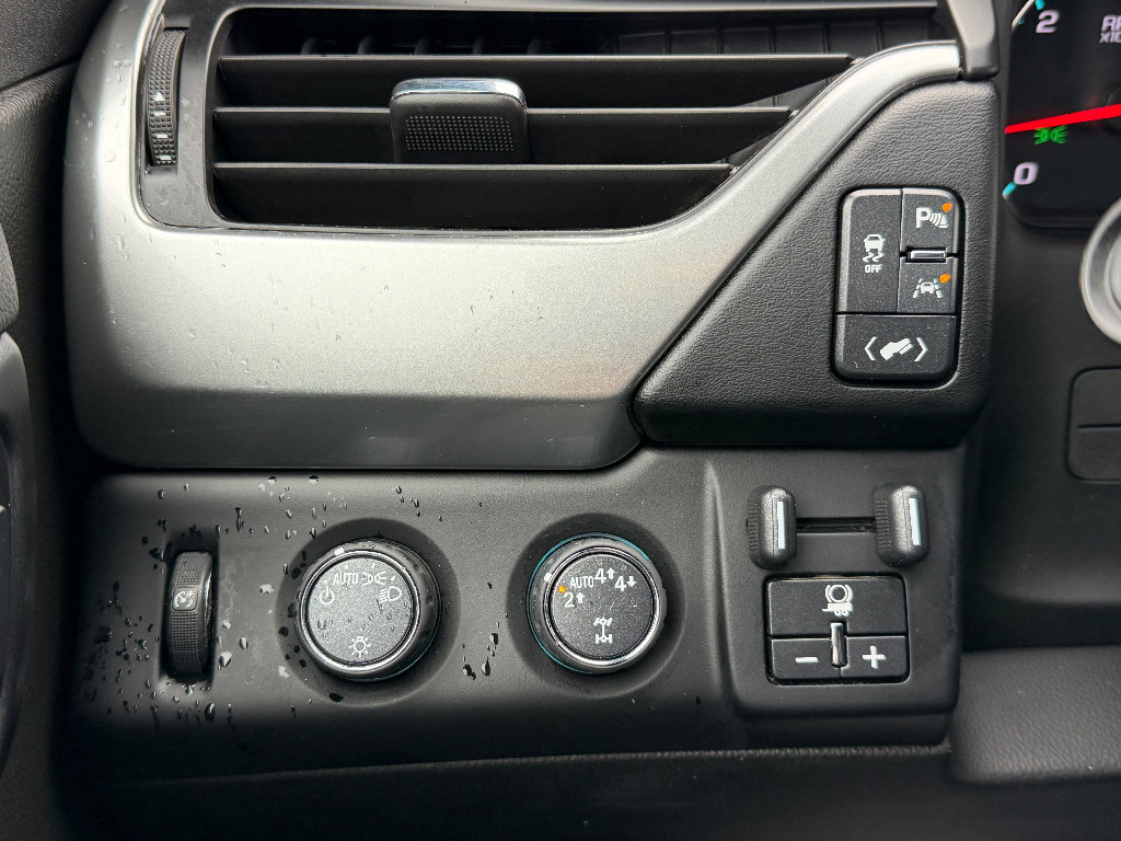 Used 2018 Chevrolet Tahoe LT w/ Max Trailering Package image 6