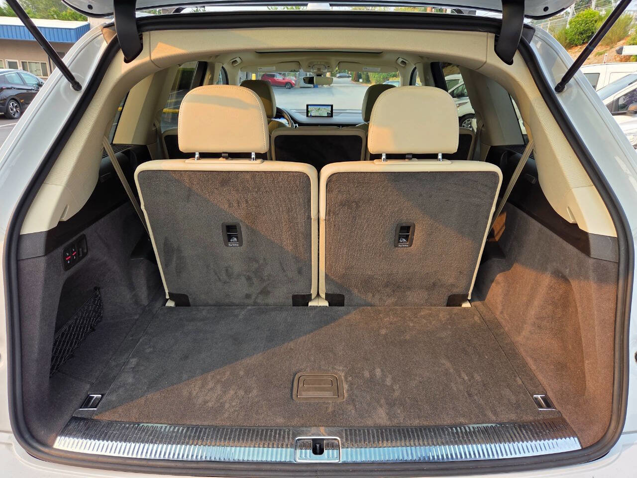 Used 2017 Audi Q7 3.0T Premium Plus image 22