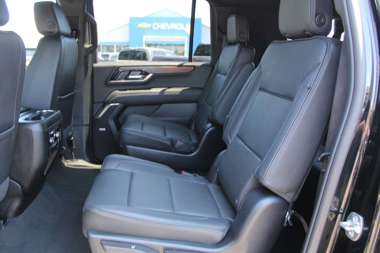 Certified 2025 GMC Yukon XL Denali AWD/4WD image 10