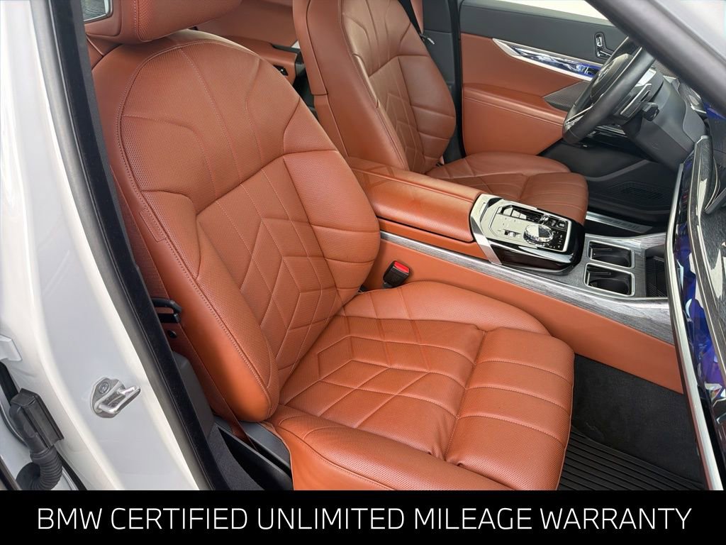 Certified 2024 BMW 760i xDrive w/ Executive Package AWD/4WD image 30