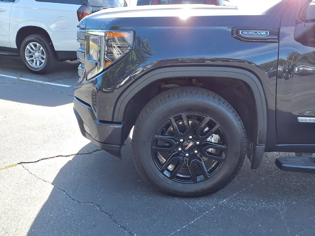 Used 2023 GMC Sierra 1500 Elevation AWD/4WD image 17