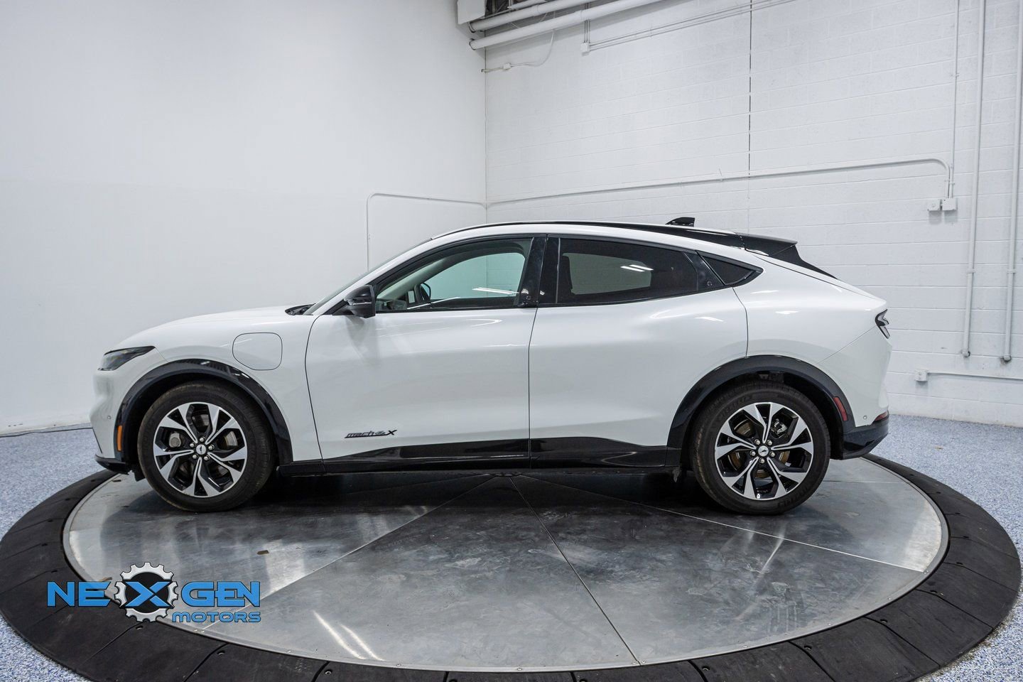 Used 2024 Ford Mustang Mach-E Premium image 4