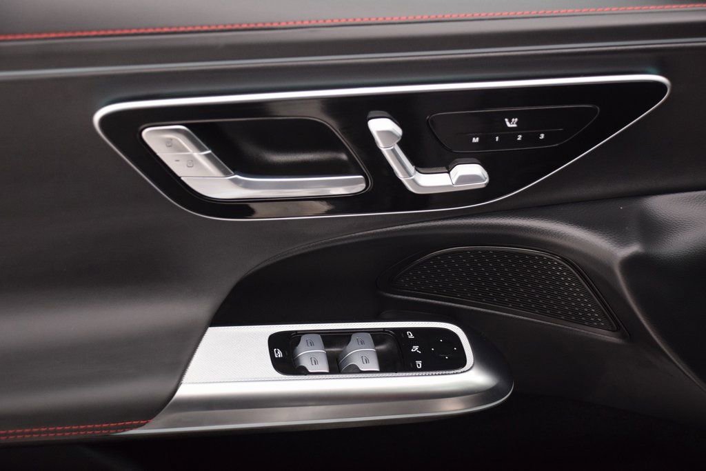 Used 2026 Mercedes-Benz E 53 AMG 4MATIC Sedan image 21