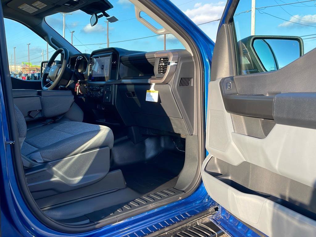 New 2025 Ford F150 XL image 30