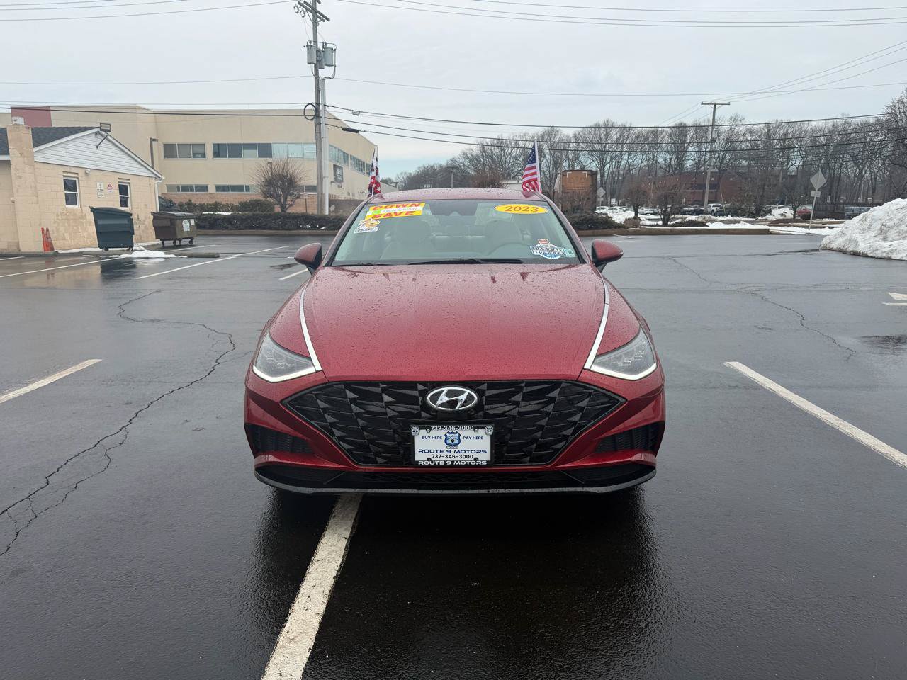 Used 2023 Hyundai Sonata SEL FWD image 2