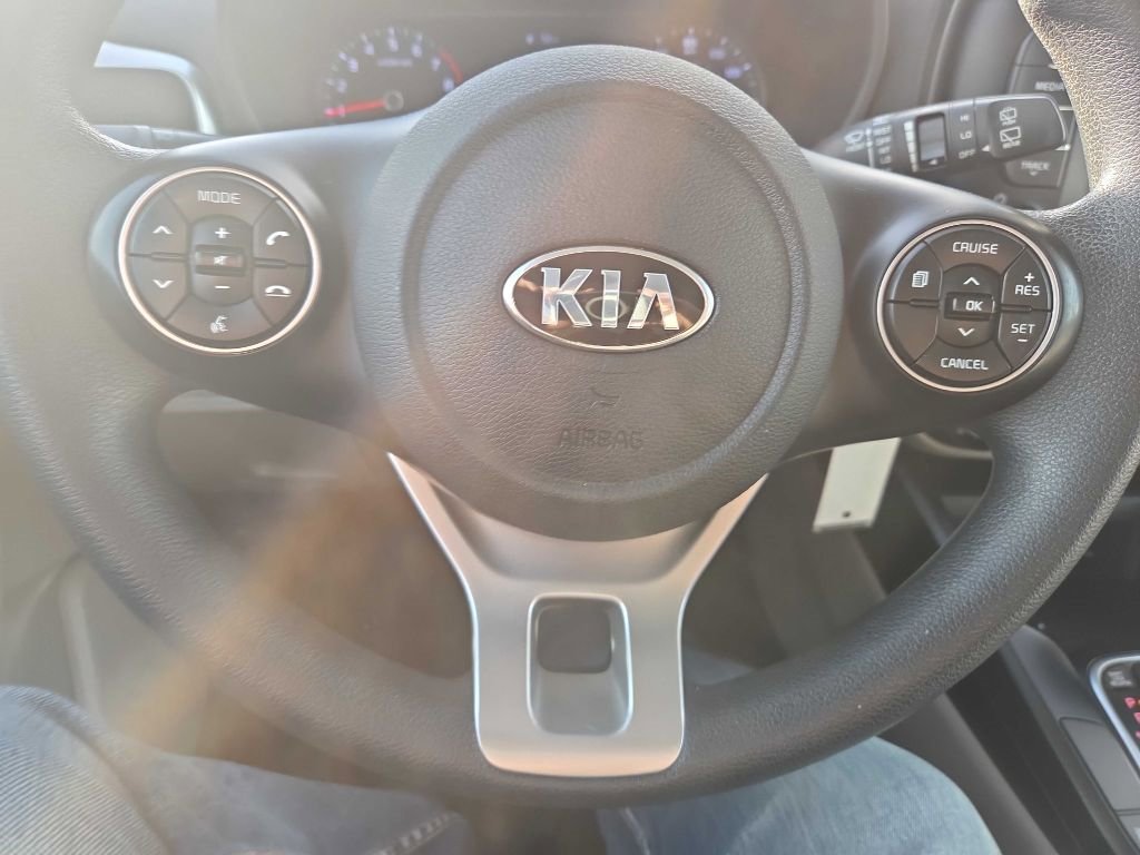 Used 2020 Kia Soul LX image 15