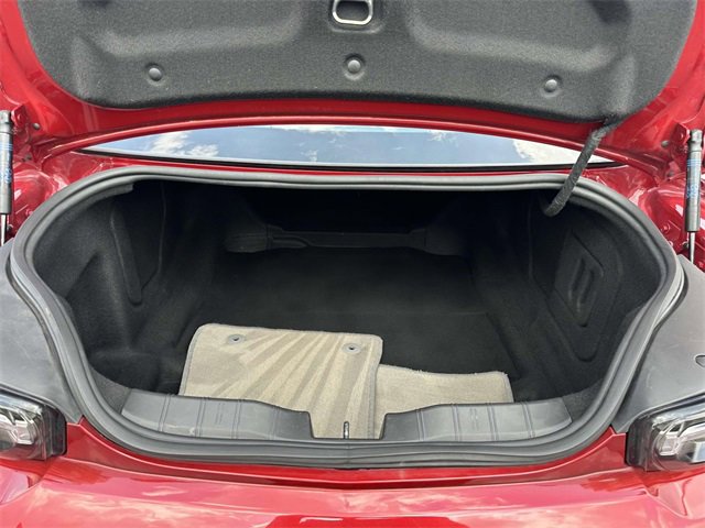 Used 2020 Chevrolet Camaro SS image 11