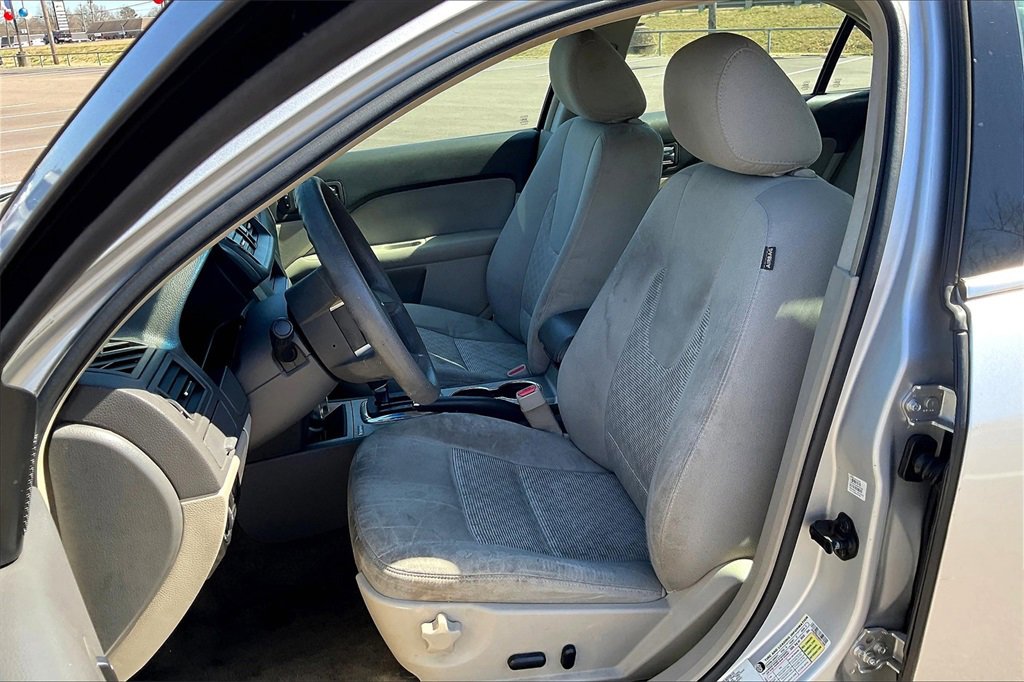 Used 2011 Ford Fusion SE w/ 201A Rapid Spec Order Code image 24