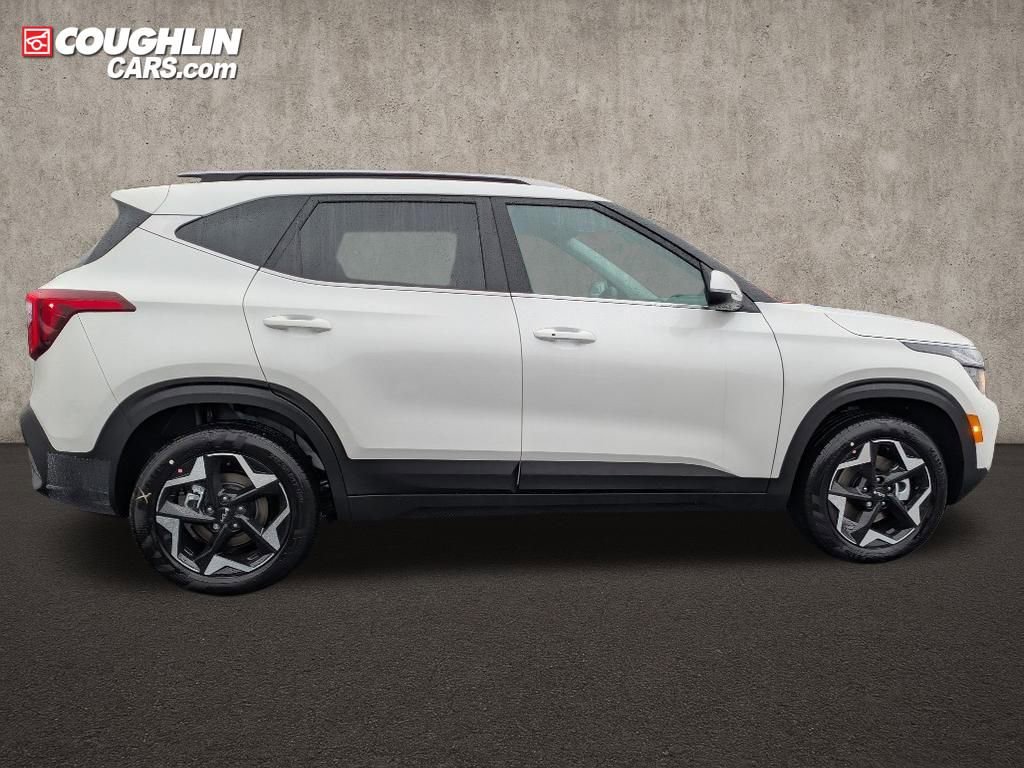 New 2026 Kia Seltos EX image 8