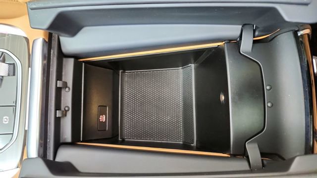 Used 2026 BMW X7 xDrive40i image 54