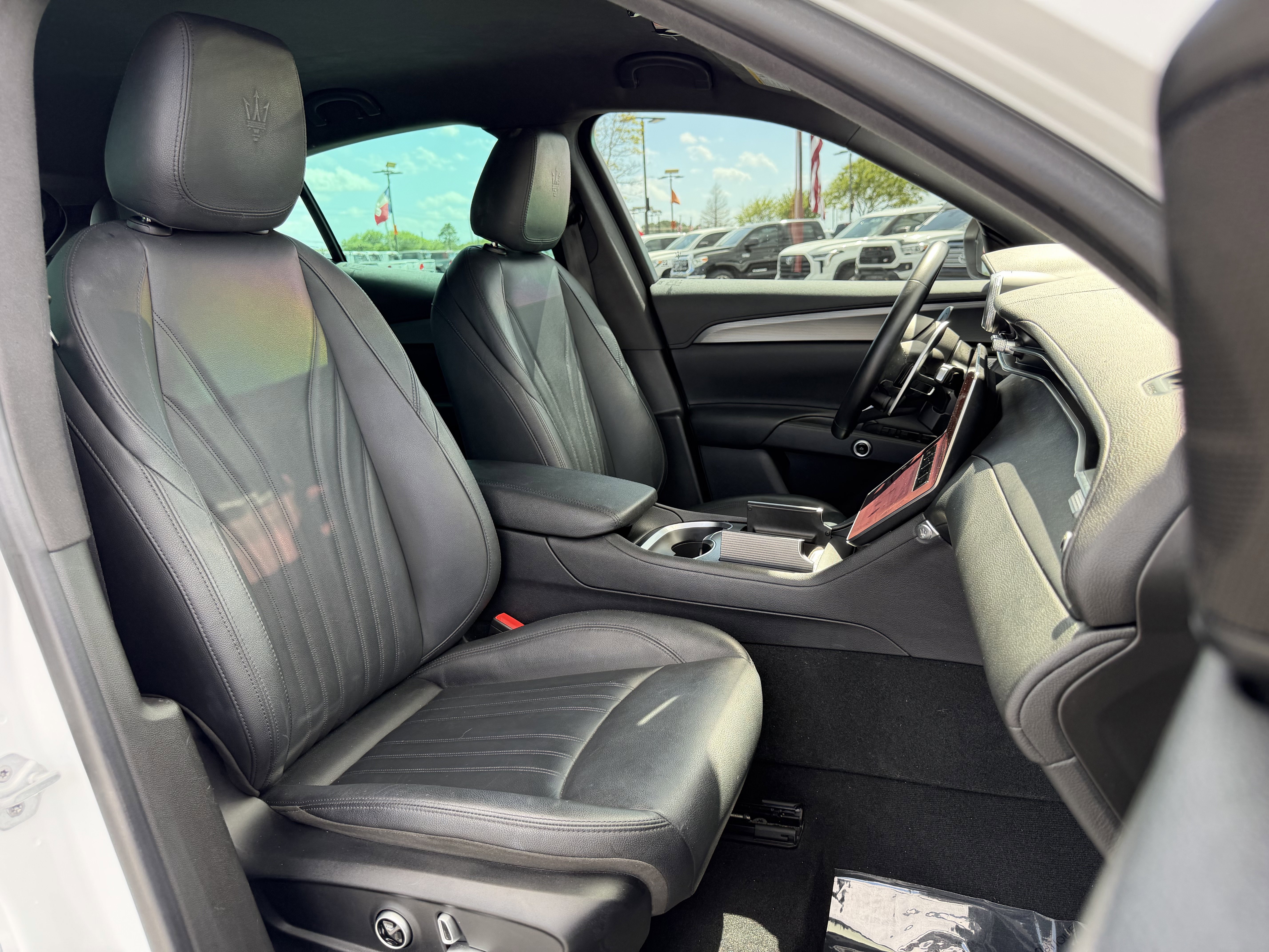 Used 2023 Maserati Grecale GT AWD/4WD image 31