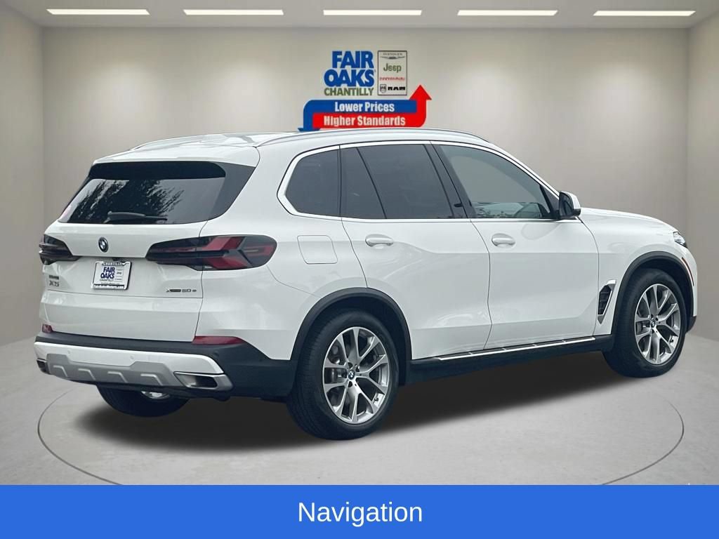 Used 2025 BMW X5 xDrive50e AWD/4WD image 7