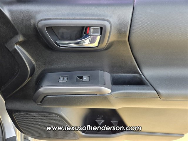 Used 2021 Toyota Tacoma TRD Off-Road w/ Technology Package image 19