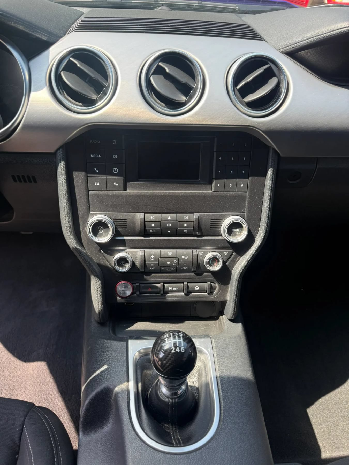 Used 2022 Ford Mustang GT w/ Black Accent Package RWD image 15