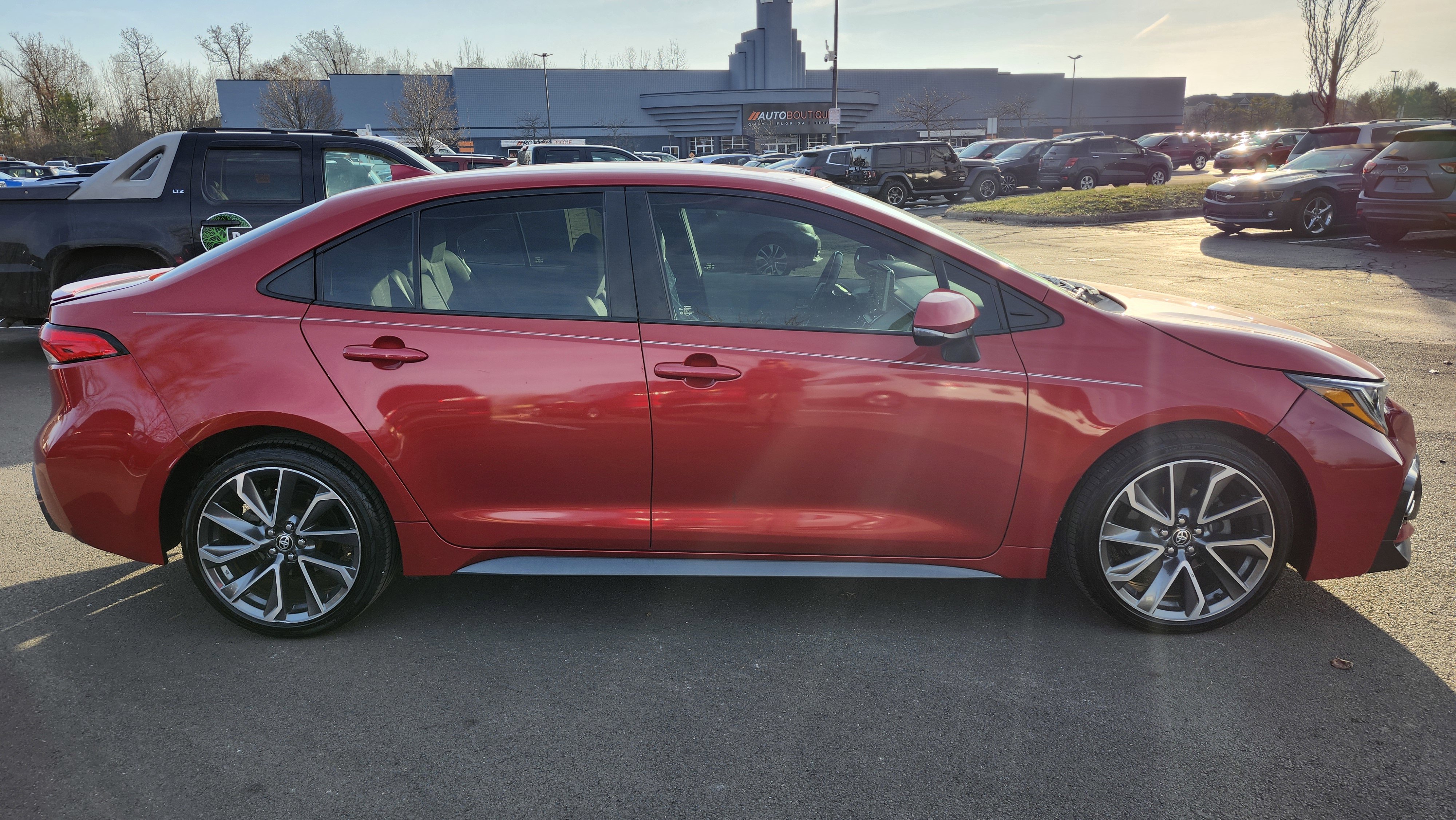 Used 2021 Toyota Corolla SE image 16