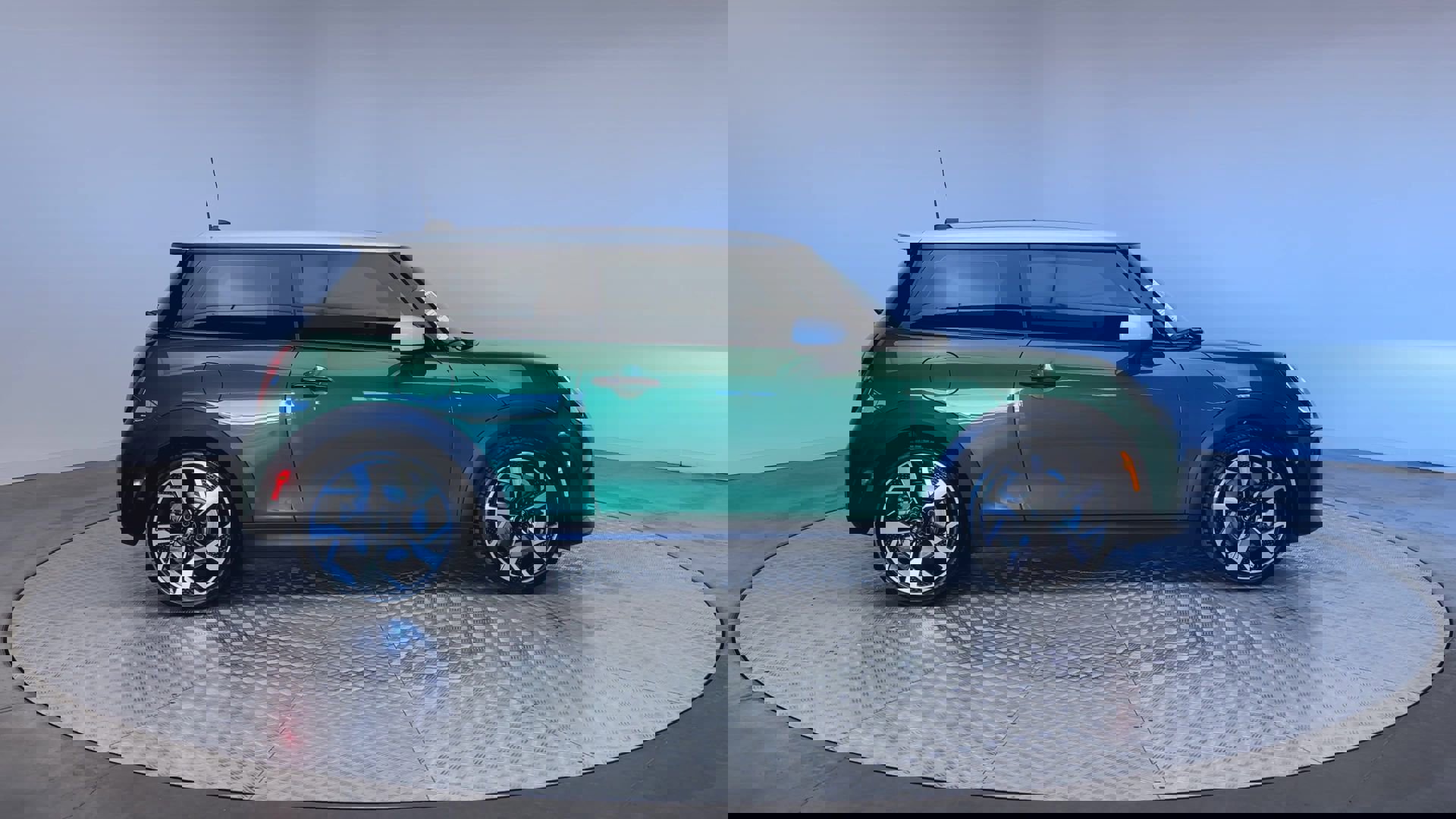 Used 2025 MINI Cooper S image 9